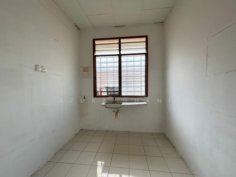 Corner Lot Bandar Seri Astana Fasa E untuk Untuk Dijual - RM 380,000, Apr 2026 - Interior - PropertyGuru.com.my