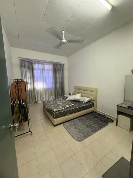 1-storey Terraced House for Sale in Bandar Putra (Kulai) - Iden Tan - Bedroom - PropertyGuru.com.my