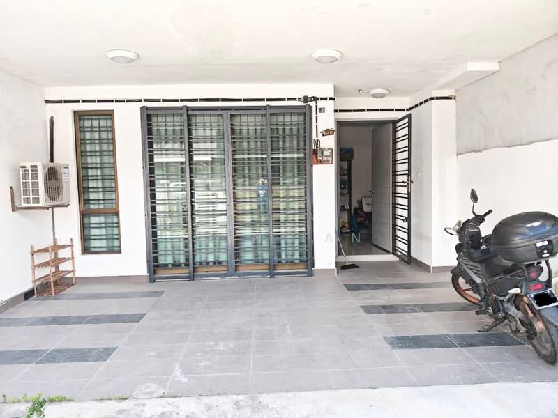 For Sale - Bandar Tiram Bandars Tirams