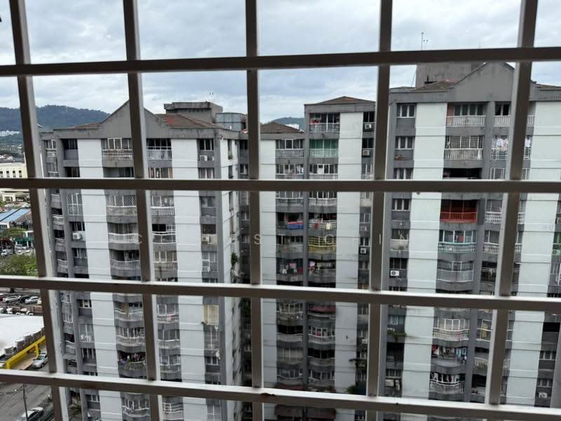 Apartment for Sale at Grandeur Tower - Cellest Chin - Exterior - PropertyGuru.com.my