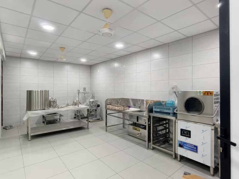 Semi-D Factory for Sale in Kawasan Perniagaan Teras Jaya (Butterworth) - Shelley Voon - Kitchen - PropertyGuru.com.my