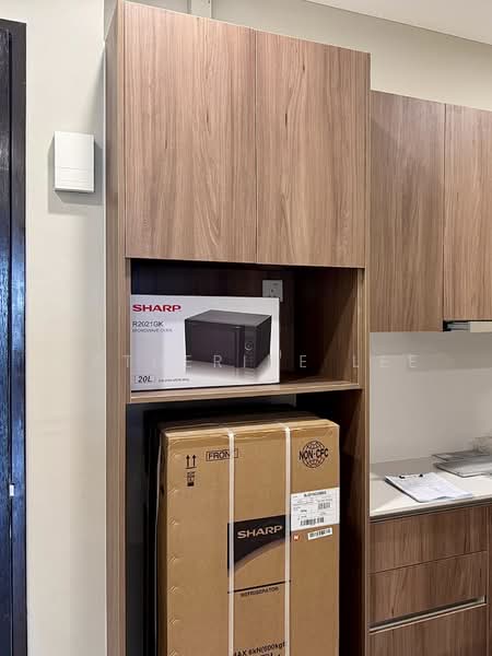 Service Residence for Rent at Dorsett Waterfront Subang - Katherine Lee - Kitchen - PropertyGuru.com.my