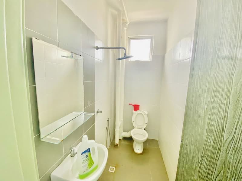 Apartment for Sale at The Rise Collection 2 - KV LOO - Bathroom - PropertyGuru.com.my