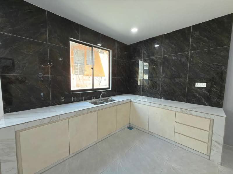 Taman Desa Harmoni untuk Untuk Dijual - RM 648,000, Apr 2026 - Kitchen - PropertyGuru.com.my