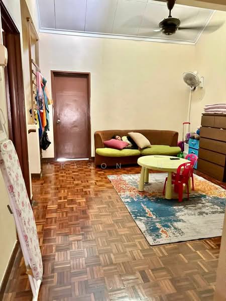 2-storey Terraced House for Sale in Usj 16 (Subang Jaya) - Carlson Chee - Living Room - PropertyGuru.com.my