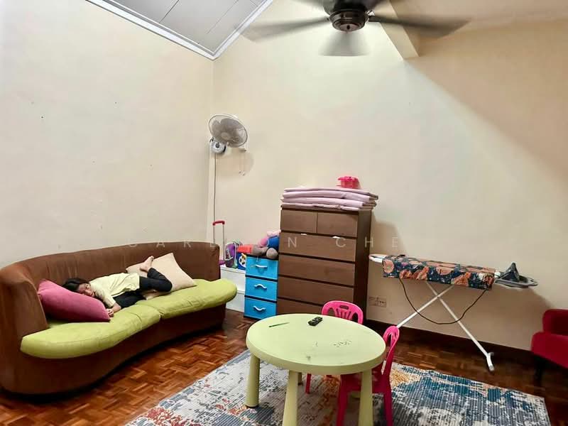 2-storey Terraced House for Sale in Usj 16 (Subang Jaya) - Carlson Chee - Living Room - PropertyGuru.com.my