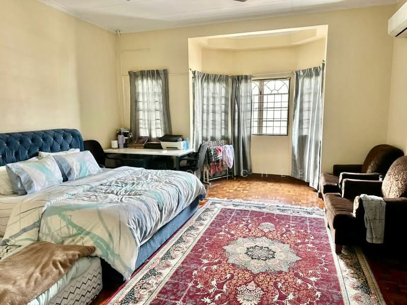 2-storey Terraced House for Sale in Usj 16 (Subang Jaya) - Carlson Chee - Bedroom - PropertyGuru.com.my