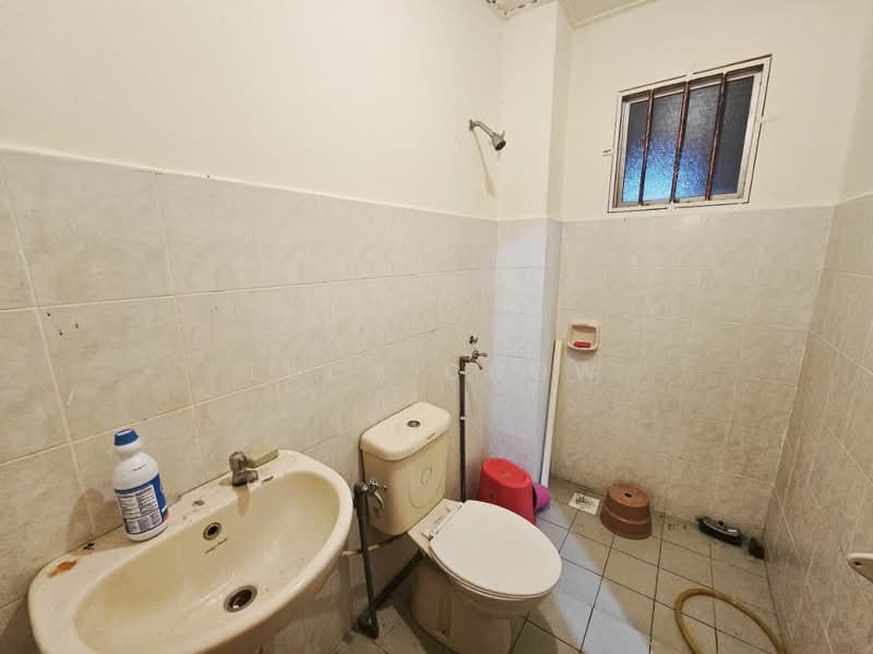 2-storey Terraced House for Rent in Kota Emerald (Rawang) - Lucy Chow - Bathroom - PropertyGuru.com.my