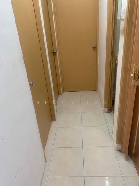 Flat for Sale at Puncak Terubong - Freddy Tan - Corridor - PropertyGuru.com.my