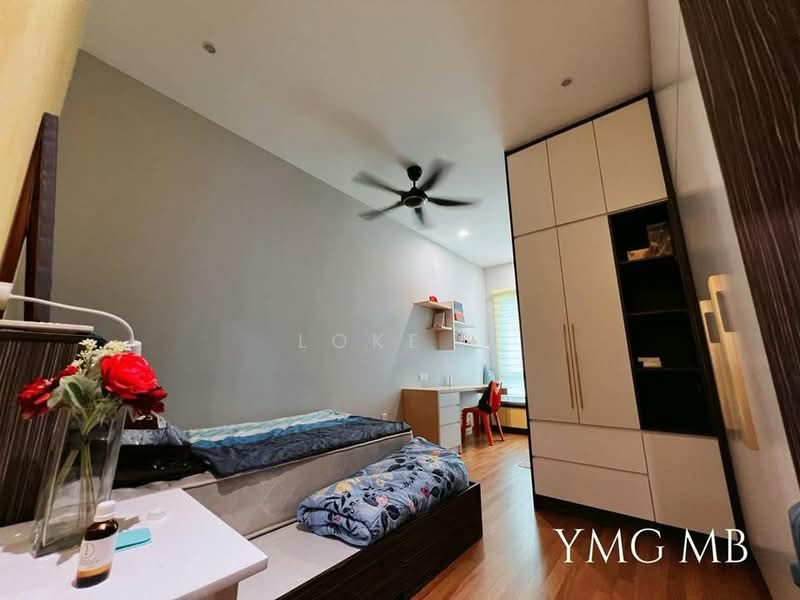 2-storey Terraced House for Sale in Bukit Raja (Selangor) - Loke . - Bedroom - PropertyGuru.com.my