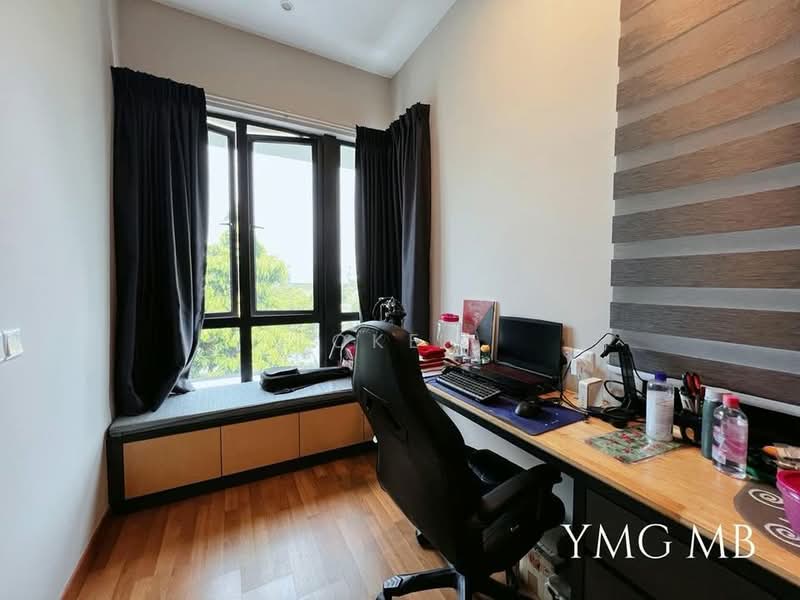 2-storey Terraced House for Sale in Bukit Raja (Selangor) - Loke . - Study - PropertyGuru.com.my