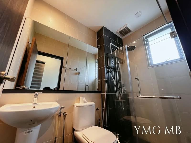 2-storey Terraced House for Sale in Bukit Raja (Selangor) - Loke . - Bathroom - PropertyGuru.com.my