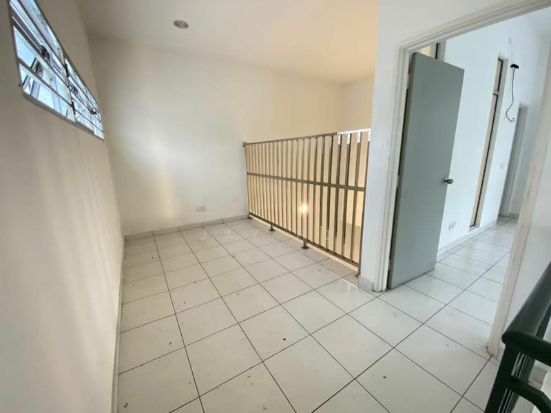 Rumah Teres 1.5 Tingkat untuk Disewa di Setia Eco Gardens (Gelang Patah) - Jay Ho - Interior - PropertyGuru.com.my