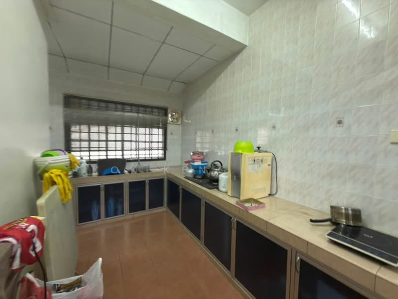 Taman Desa Tebrau untuk Untuk Dijual - RM 838,000, Apr 2026 - Kitchen - PropertyGuru.com.my