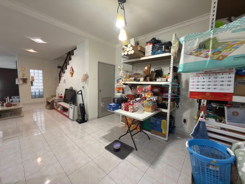 Taman Desa Tebrau untuk Untuk Dijual - RM 838,000, Apr 2026 - Living Room - PropertyGuru.com.my