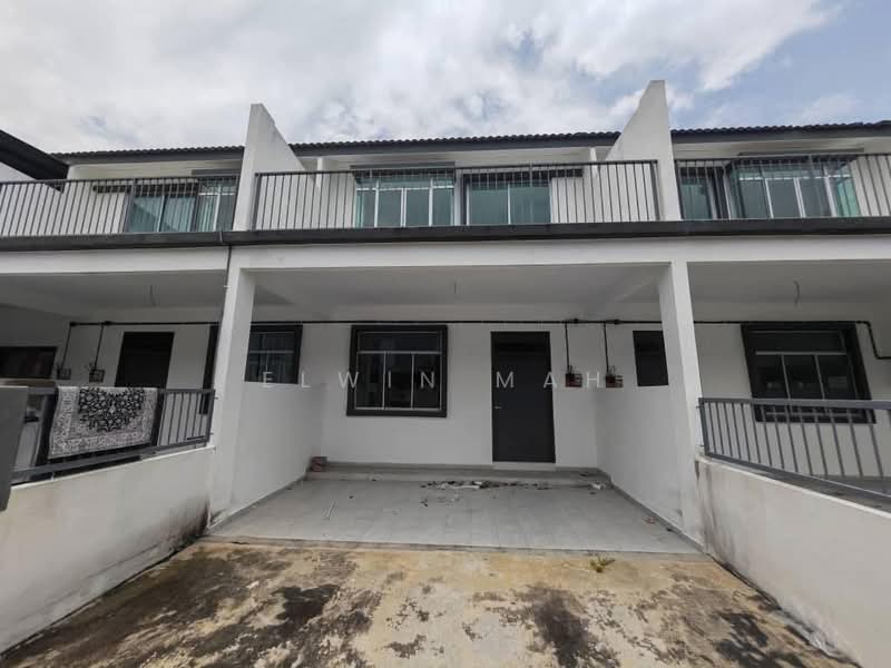 2-storey Terraced House for Sale in Taman Scientex Rawang (Rawang) - Elwin Mah - Exterior - PropertyGuru.com.my