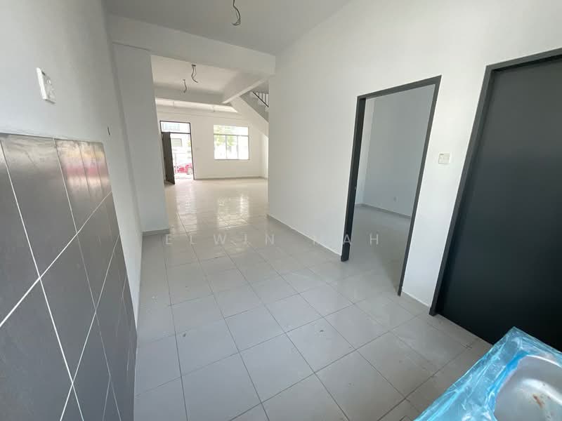 2-storey Terraced House for Sale in Taman Scientex Rawang (Rawang) - Elwin Mah - Interior - PropertyGuru.com.my