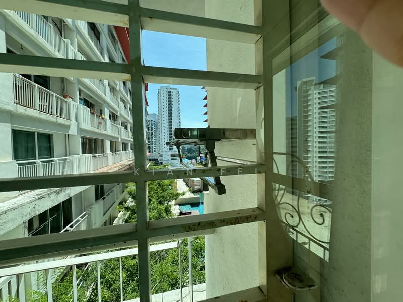 Ritze Perdana 2 untuk Untuk Disewa - RM 1,500 /bulan, Apr 2026 - Balcony - PropertyGuru.com.my