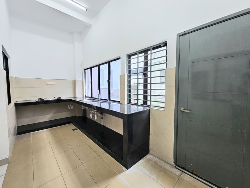 2.5-storey Terraced House for Sale in Bandar Puteri Puchong (Puchong) - Wendy Chin - Kitchen - PropertyGuru.com.my