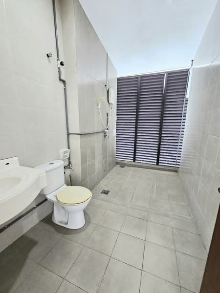 2.5-storey Terraced House for Sale in Bandar Puteri Puchong (Puchong) - Wendy Chin - Bathroom - PropertyGuru.com.my