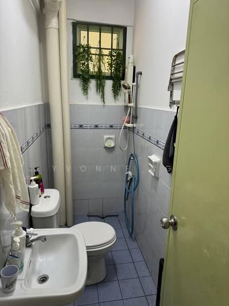 Pangsapuri untuk Disewa di Villa Bestari Apartment - Yvonne Ng - Bathroom - PropertyGuru.com.my