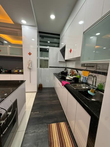 Cluster House for Sale in Bukit Indah (Iskandar Puteri (Nusajaya)) - Eugene Tneo - Kitchen - PropertyGuru.com.my