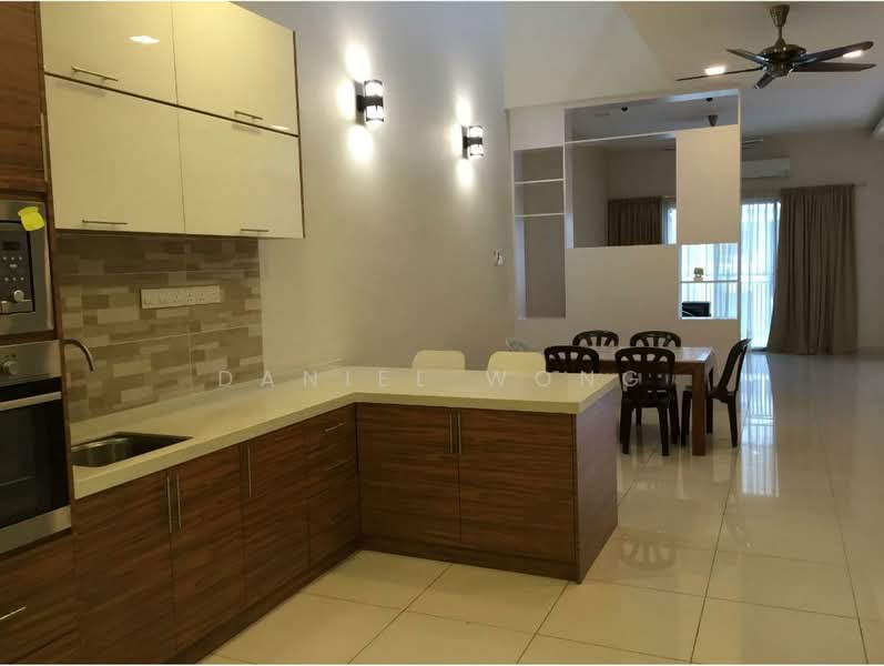 Lyden, Terrace House - 1