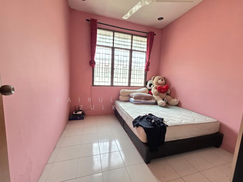 Puchong FACING PADANG Double Storey House La Cottage Taman Putra Perdana untuk Untuk Dijual - RM 450,000, Apr 2026 - Bedroom - PropertyGuru.com.my