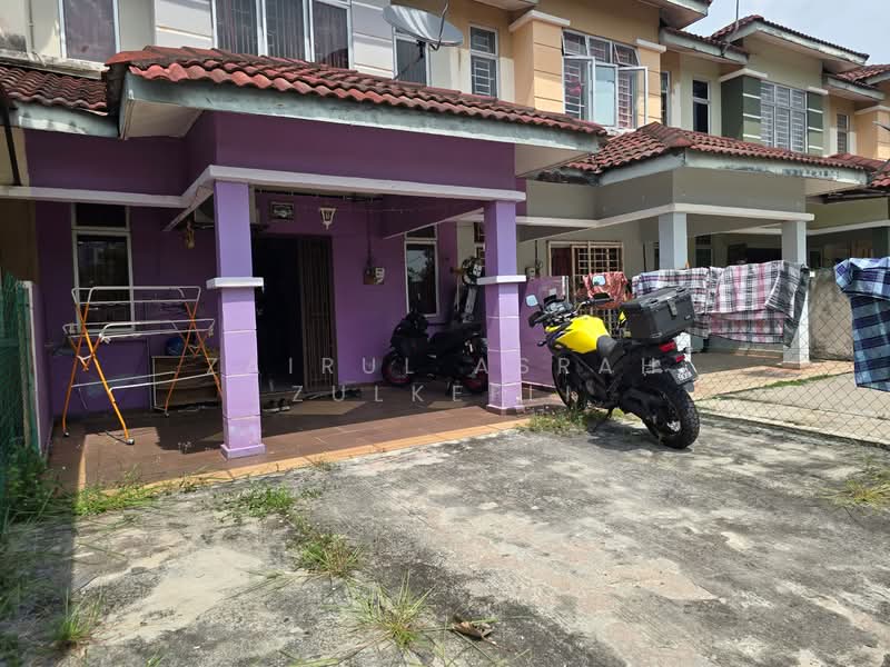 Puchong FACING PADANG Double Storey House La Cottage Taman Putra Perdana untuk Untuk Dijual - RM 450,000, Apr 2026 - Exterior - PropertyGuru.com.my