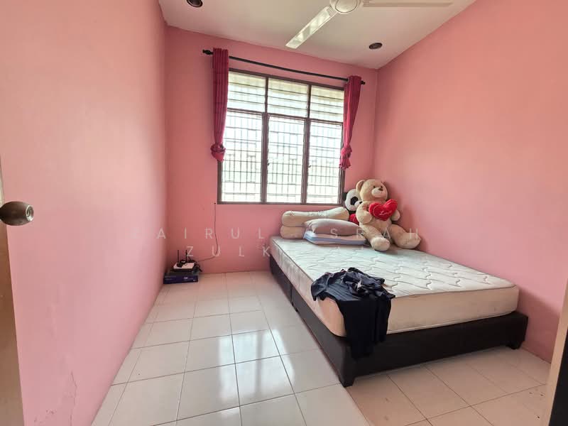 Puchong FACING PADANG Double Storey House La Cottage Taman Putra Perdana untuk Untuk Dijual - RM 450,000, Apr 2026 - Bedroom - PropertyGuru.com.my
