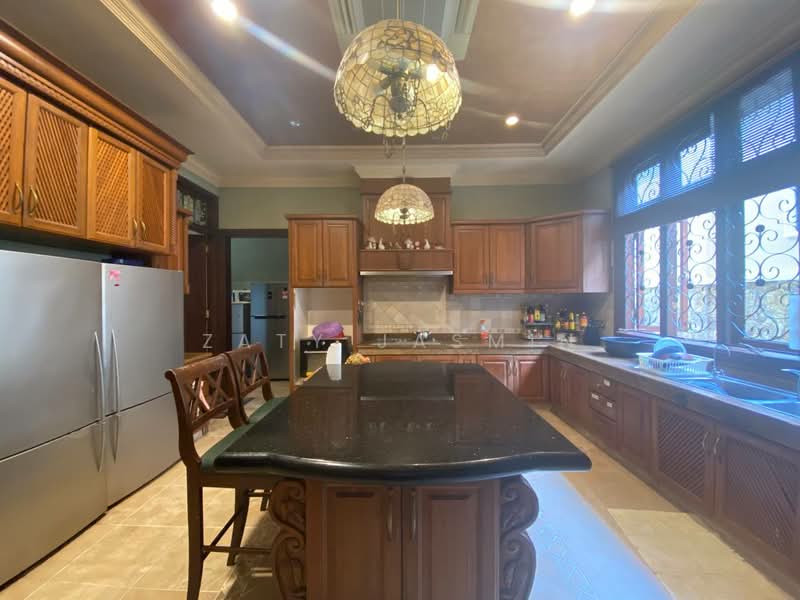 Bungalow for Sale in Ampang (Selangor) - Zaty Jasmin - Kitchen - PropertyGuru.com.my