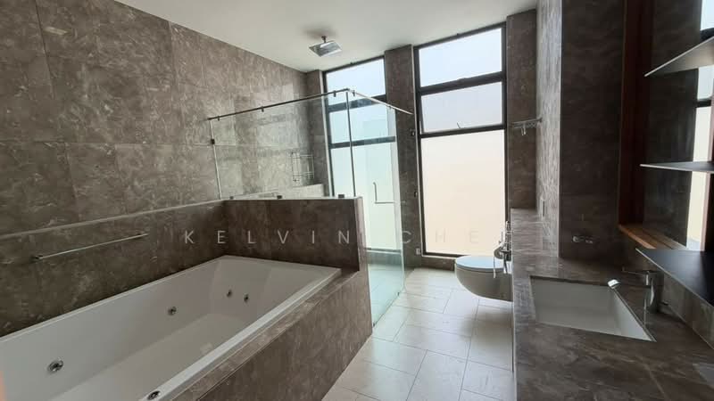Bungalow for Sale in Iskandar Puteri (Nusajaya) (Johor) - Kelvin Chee - Bathroom - PropertyGuru.com.my