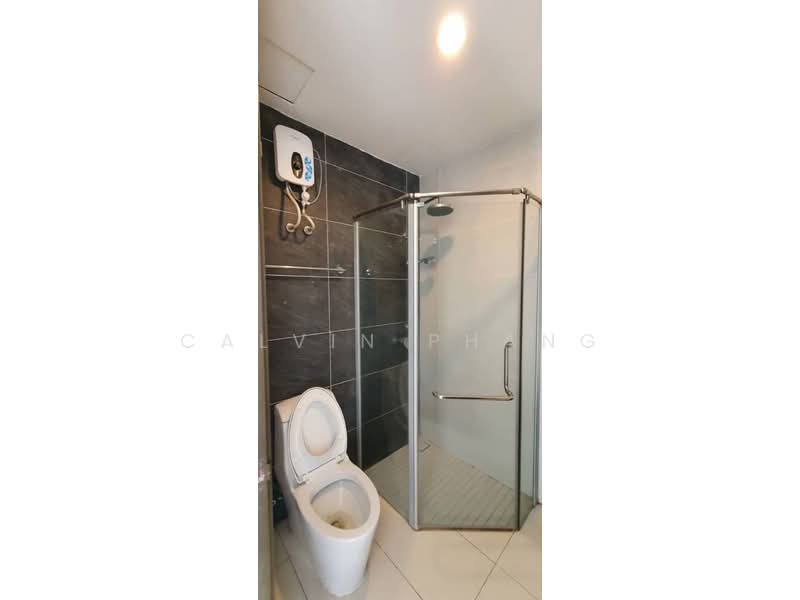 Kondominium untuk Dijual di Bay Point @ Country Garden Danga Bay - Calvin Phang - PropertyGuru.com.my