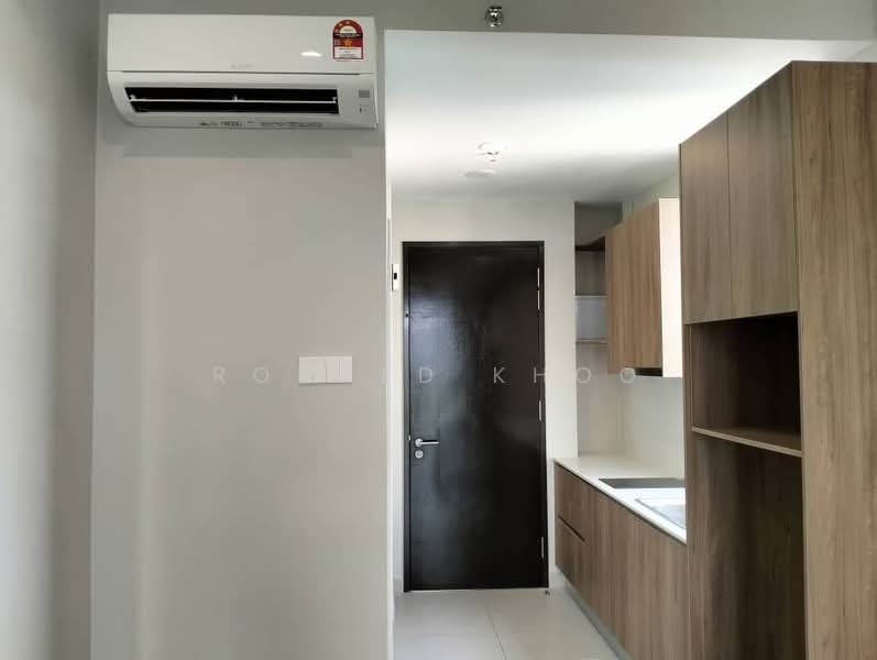 Service Residence for Sale at Dorsett Waterfront Subang - Ronald Khoo - Kitchen - PropertyGuru.com.my