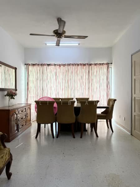 2-storey Terraced House for Sale in Taman Kelab Ukay (Ulu Kelang) - Azli Ibrahim - Dining Room - PropertyGuru.com.my