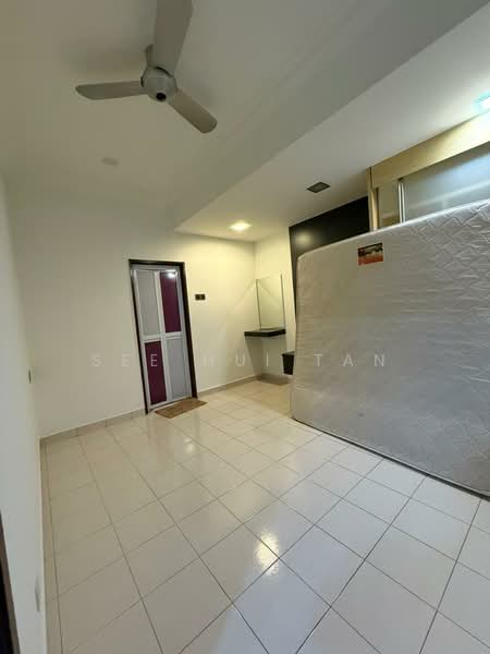 Apartment for Sale at Vista Mutiara - See Hui Tan - Bedroom - PropertyGuru.com.my