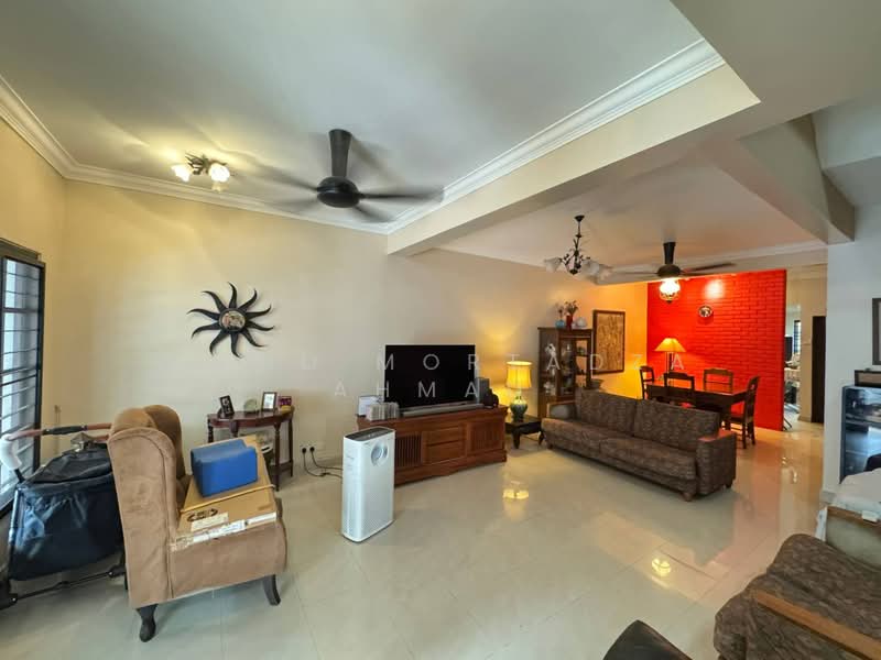 3-storey Terraced House for Sale in Taman Bukit Utama (Ulu Kelang) - Mohd Mortadza Ahmad - Living Room - PropertyGuru.com.my