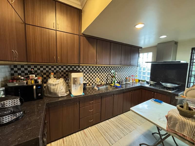 3-storey Terraced House for Sale in Taman Bukit Utama (Ulu Kelang) - Mohd Mortadza Ahmad - Kitchen - PropertyGuru.com.my