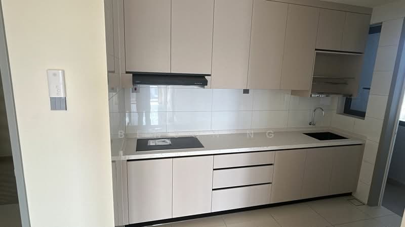 Servis Apartment untuk Disewa di The Era @ Duta North - Benson Ng - Kitchen - PropertyGuru.com.my