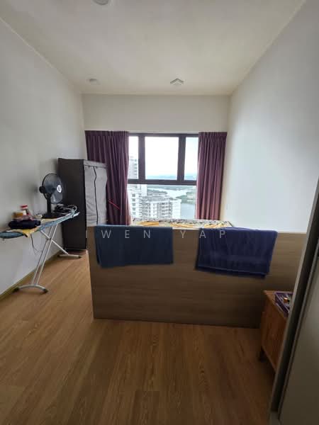 Condominium for Rent at Amberside @ Country Garden Danga Bay - Iwen Yap - Bedroom - PropertyGuru.com.my