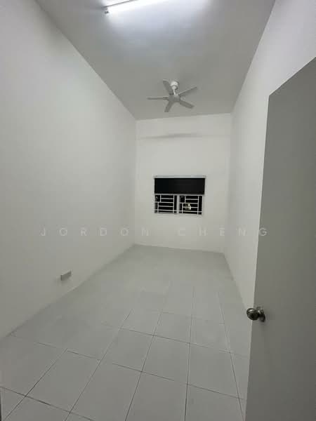 Condominium for Rent at Residensi Sateria - Jordon Cheng - Interior - PropertyGuru.com.my