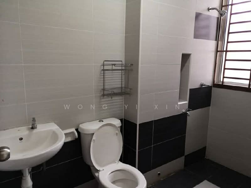 Taman Puteri Wangsa Tamans Puteris Wangsas untuk Untuk Dijual - RM 638,000, Apr 2026 - Bathroom - PropertyGuru.com.my