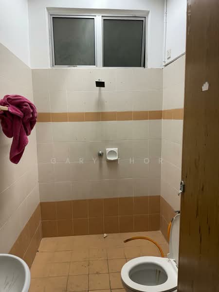 Shop / Office for Rent in Sungai Tiram (Bayan Lepas) - Gary Thor - Bathroom - PropertyGuru.com.my