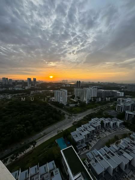 Cristal Serin Residence untuk Untuk Disewa - RM 2,500 /bulan, Apr 2026 - PropertyGuru.com.my