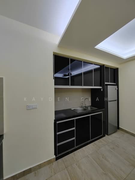 SkyVille 8 @ Benteng 8 untuk Untuk Disewa - RM 1,900 /bulan, Apr 2026 - Kitchen - PropertyGuru.com.my