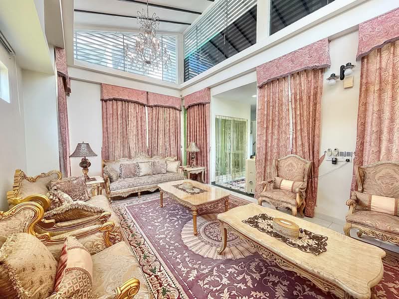 Bungalow for Sale in Bukit Jelutong (Shah Alam) - Sue Arifin - Living Room - PropertyGuru.com.my