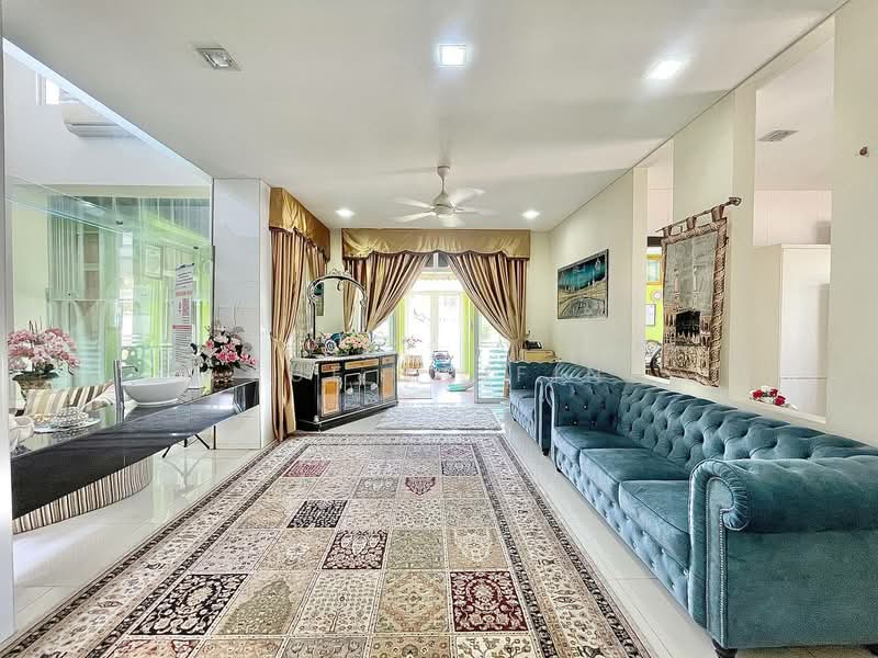 Bungalow for Sale in Bukit Jelutong (Shah Alam) - Sue Arifin - PropertyGuru.com.my