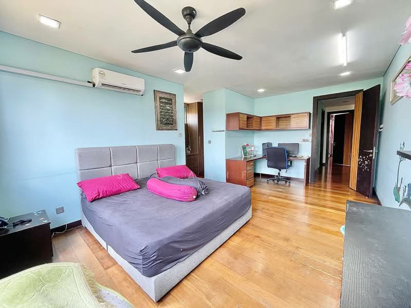 Bungalow for Sale in Bukit Jelutong (Shah Alam) - Sue Arifin - PropertyGuru.com.my