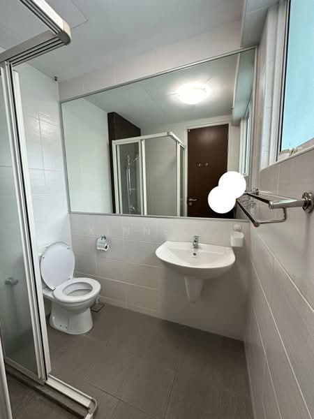 Condominium for Rent at Bayu Ferringhi Condominiums - Xinnee . - Bathroom - PropertyGuru.com.my