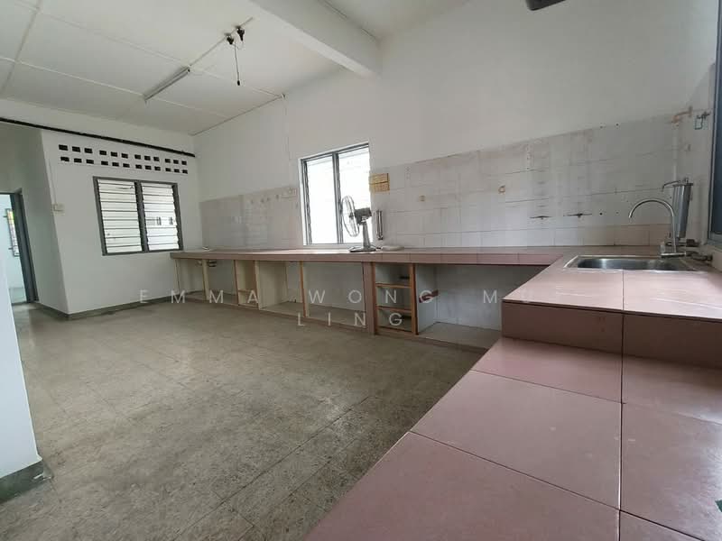 Kepong Baru untuk Untuk Dijual - RM 699,000, Apr 2026 - Kitchen - PropertyGuru.com.my